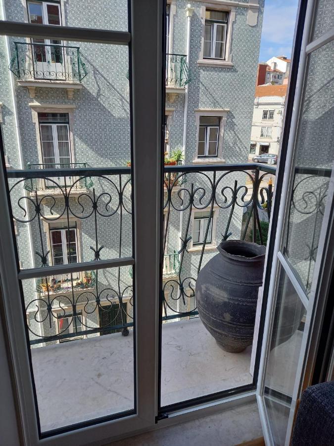 Charme Et Confort Au Coeur De Graca Lisbona Esterno foto